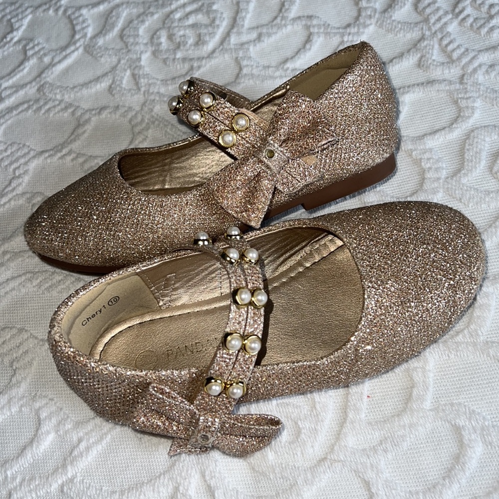 Sparkly gold dress shoes girls size 10